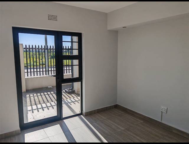 2 BEDROOM APARTMENT FOR SALE IN PARKLANDS NORTH